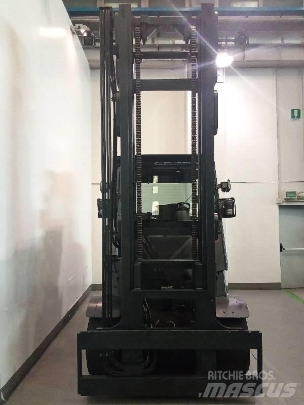 Linde E 80 電動堆高機