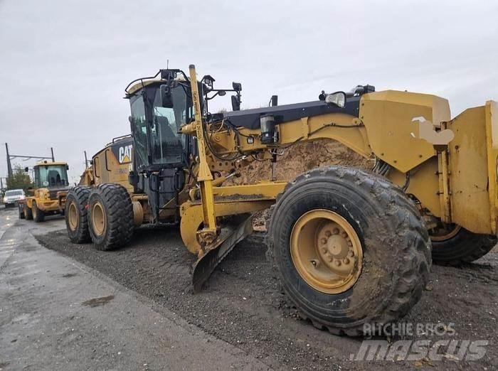 CAT 14M 平土機