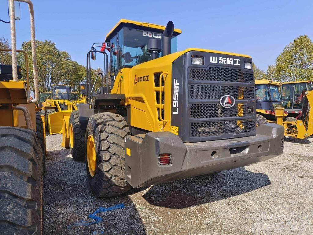 SDLG LG 958 F 輪胎式裝載機