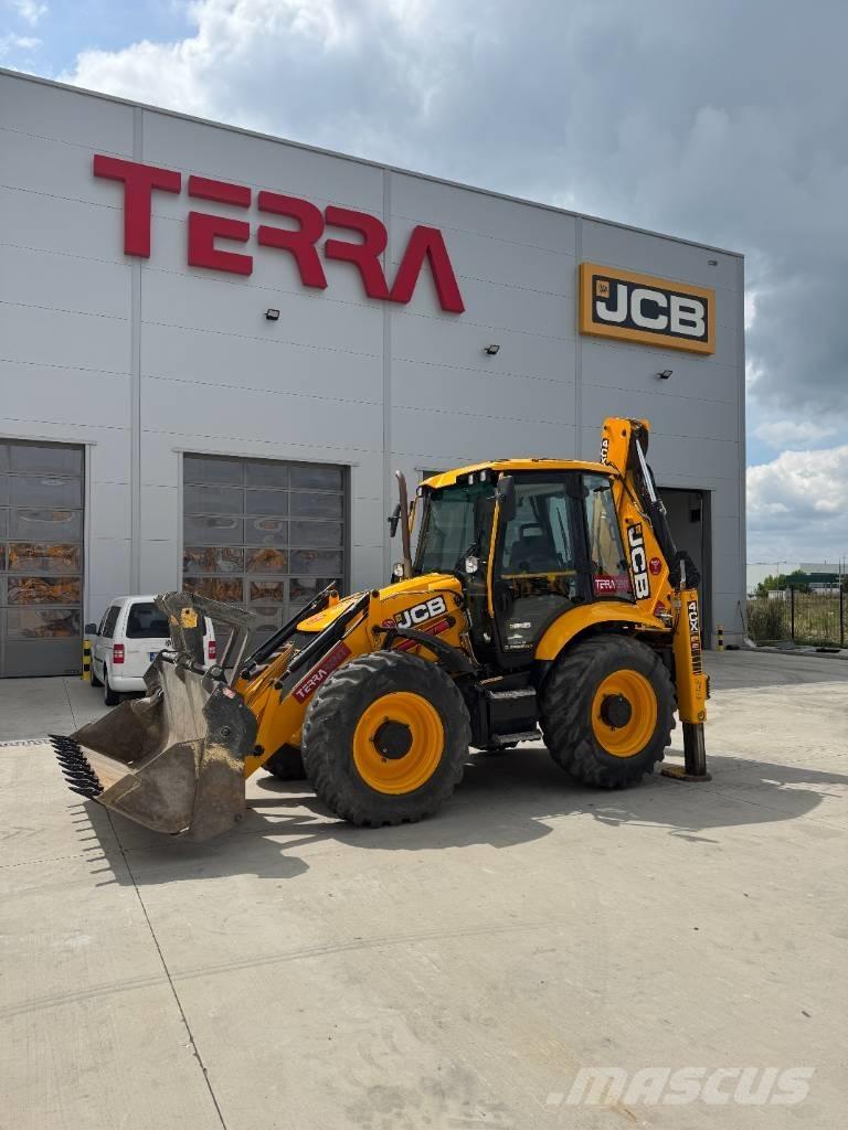 JCB 4 CX Pro 反鏟裝載機