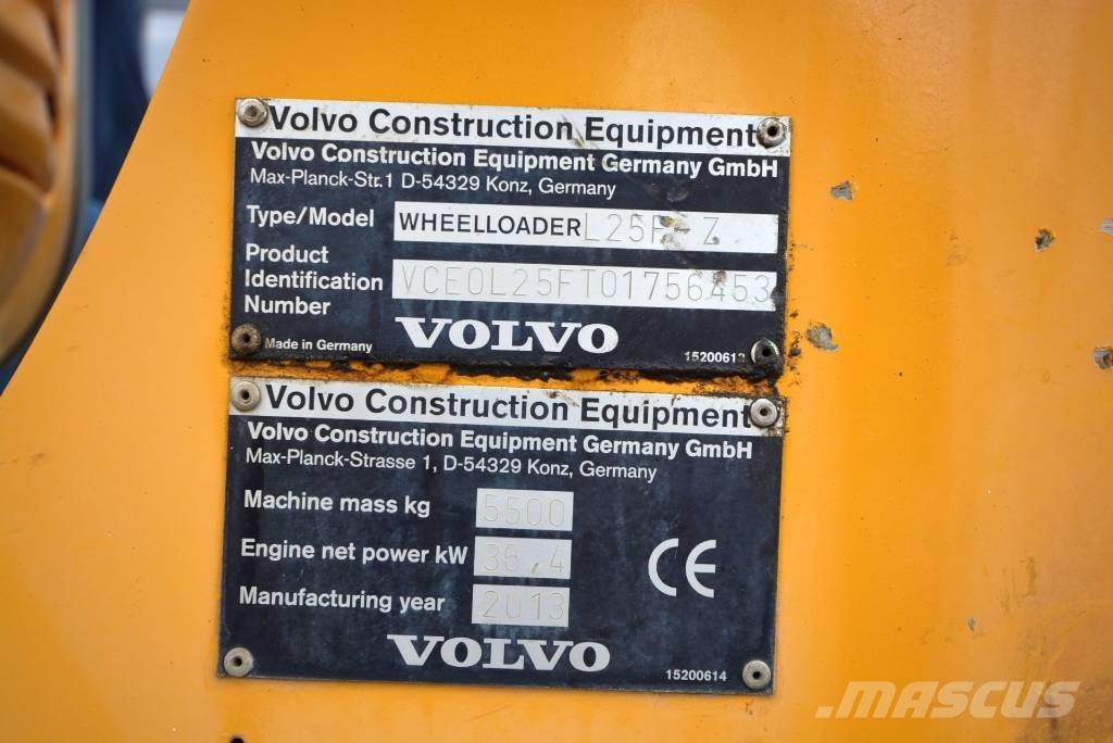Volvo L 25 F Z 輪胎式裝載機