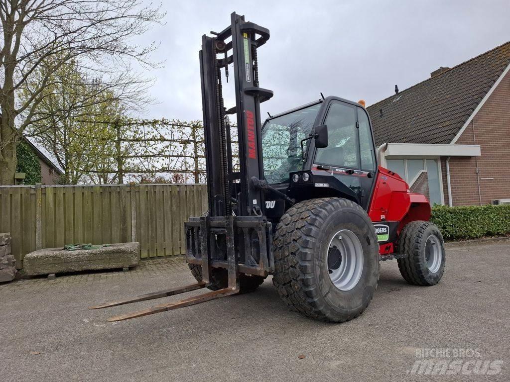 Manitou M30-4 柴油卡車