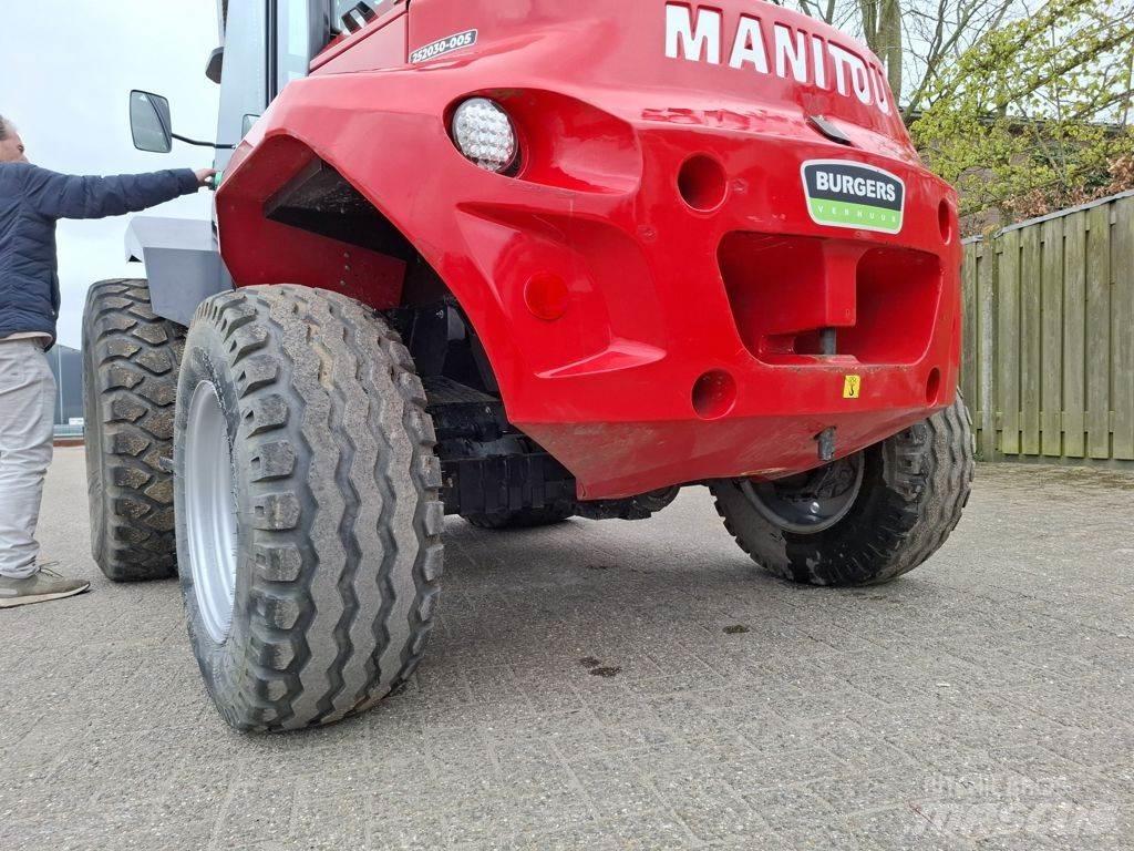 Manitou M30-4 柴油卡車