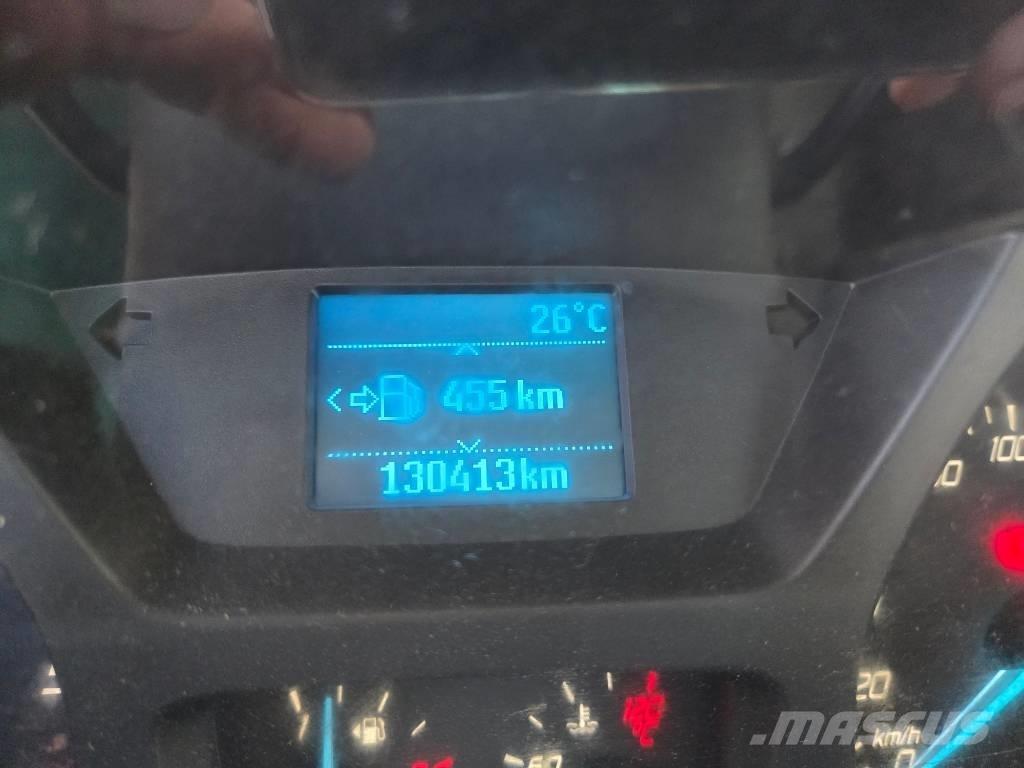 Ford Transit 皮卡.傳統半斗卡車/側卸板
