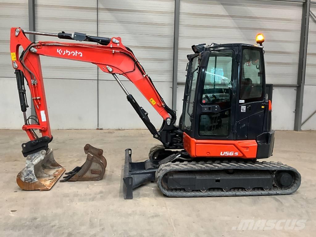 Kubota U 56-5 小型挖土機/掘鑿機<7t(小型挖掘機)
