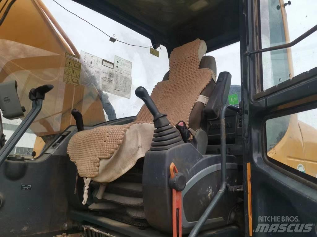 Hyundai 350L VS 履帶式 挖土機/掘鑿機/挖掘機