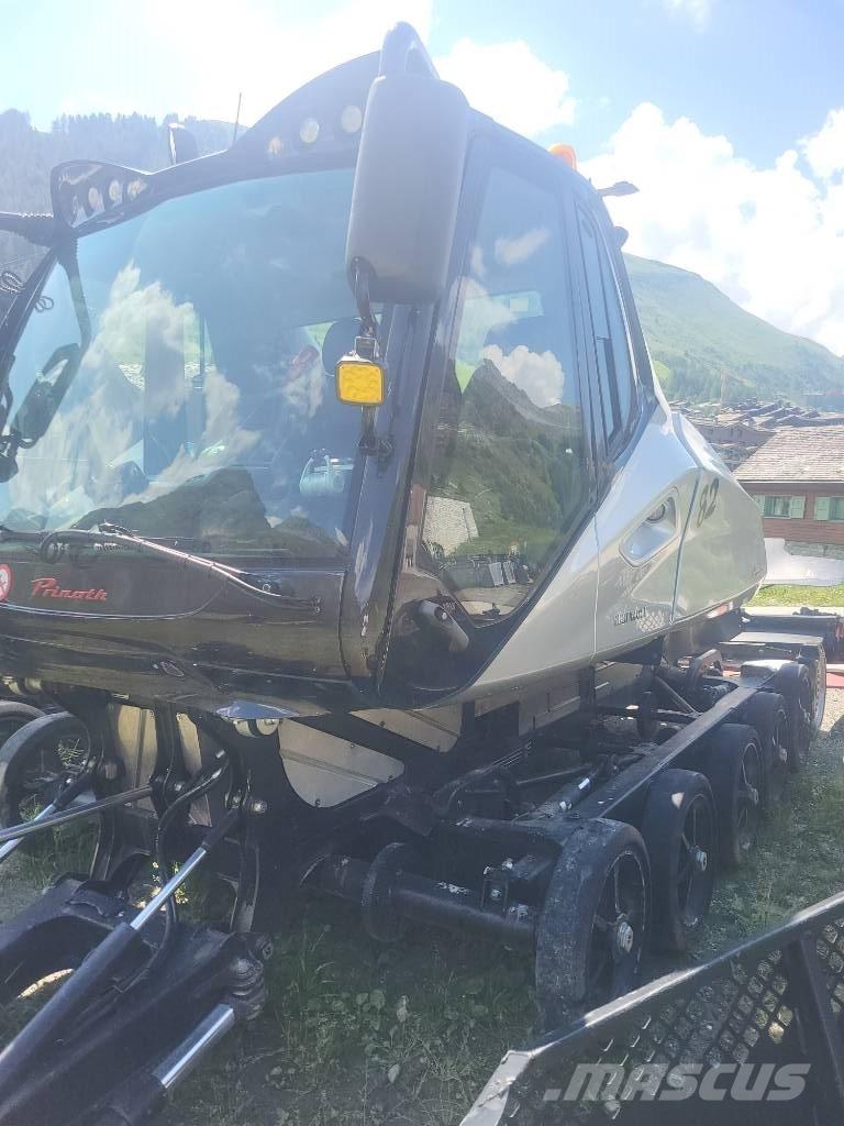 Prinoth New leitwolf 鏟雪車