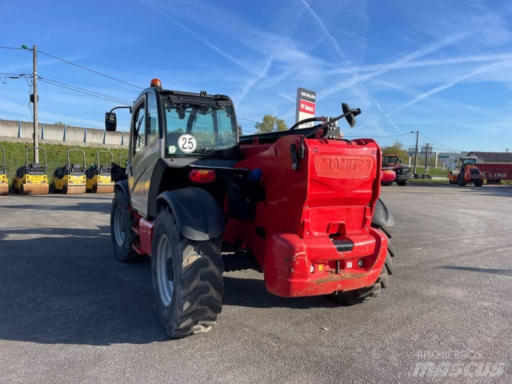 Manitou MT 1840 伸縮臂操作車
