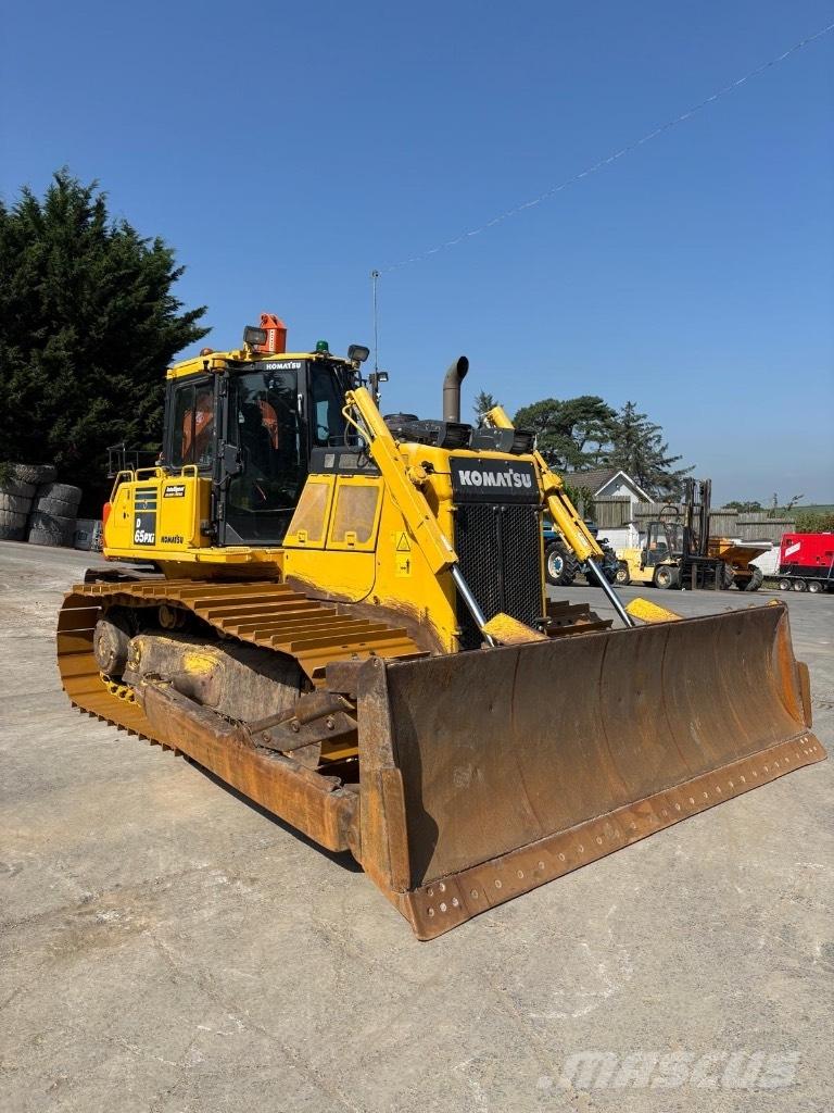 Komatsu D 65 PXi-18 履帶推土機