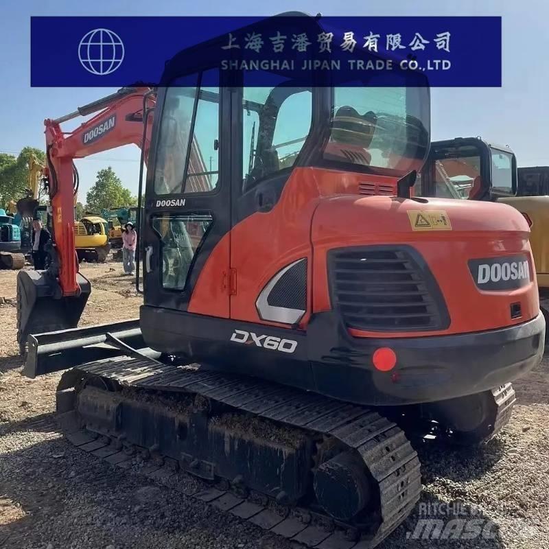 Doosan DX 60 履帶式 挖土機/掘鑿機/挖掘機