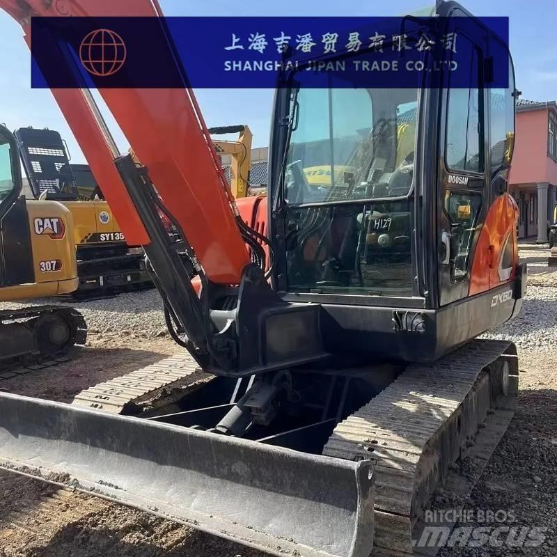 Doosan DX 60 履帶式 挖土機/掘鑿機/挖掘機
