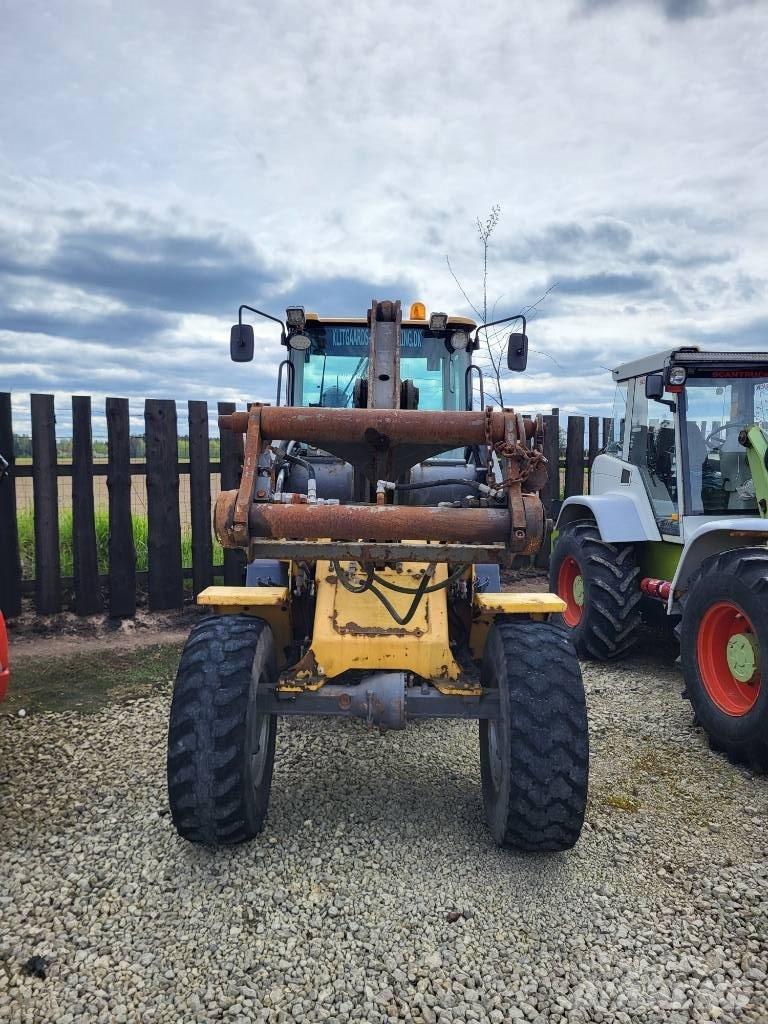 Volvo L 32 Z 輪胎式裝載機