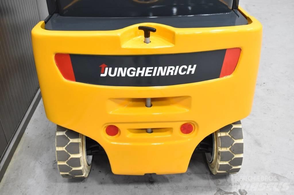 Jungheinrich EFG 318 電動堆高機