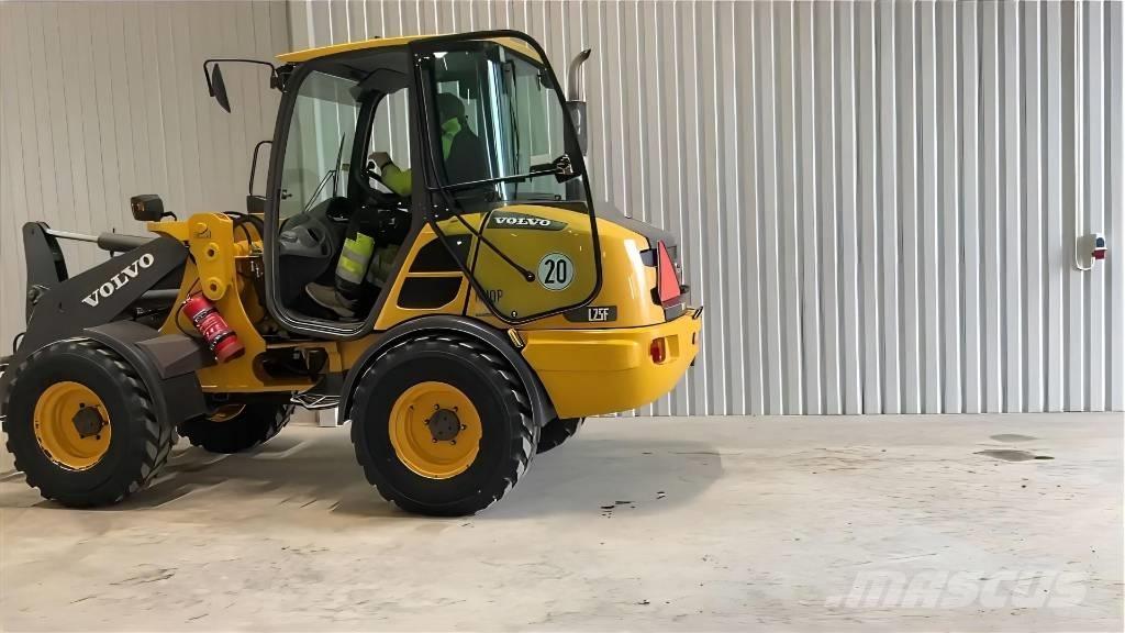 Volvo L 25 F 輪胎式裝載機