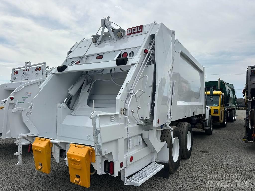 Freightliner M2 垃圾車