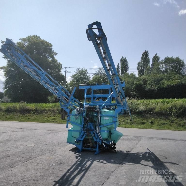 Berthoud FOR10RS21 承載式噴霧機