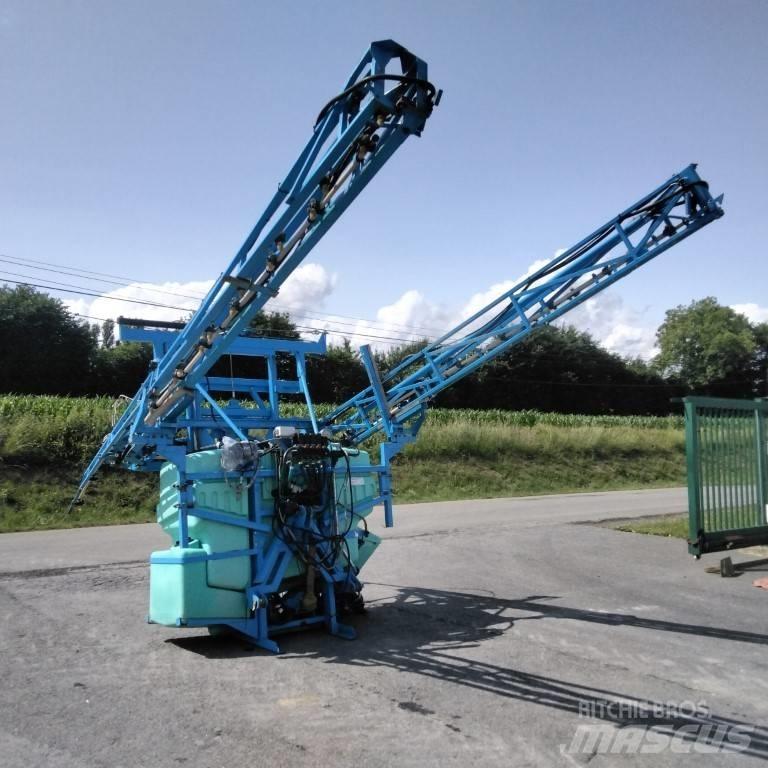 Berthoud FOR10RS21 承載式噴霧機