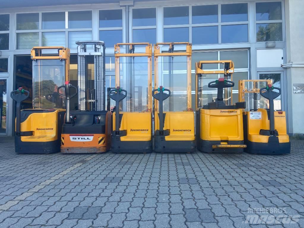 Jungheinrich EJC 110 自走式堆積機