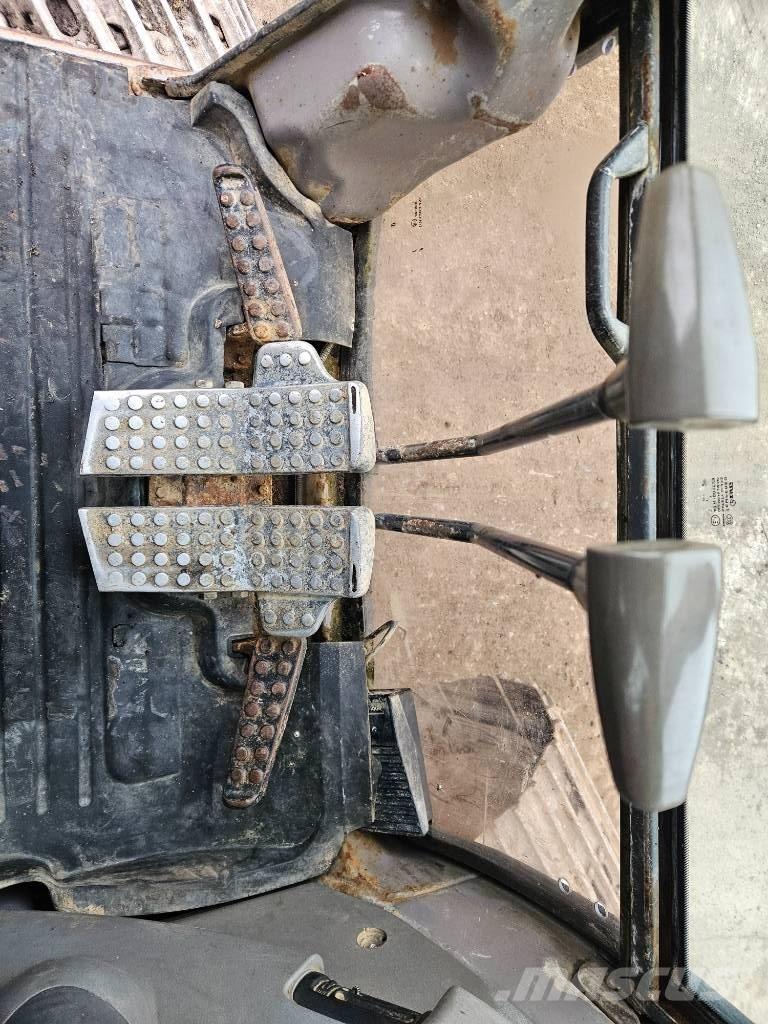 Hitachi ZX 200 LC 履帶式 挖土機/掘鑿機/挖掘機