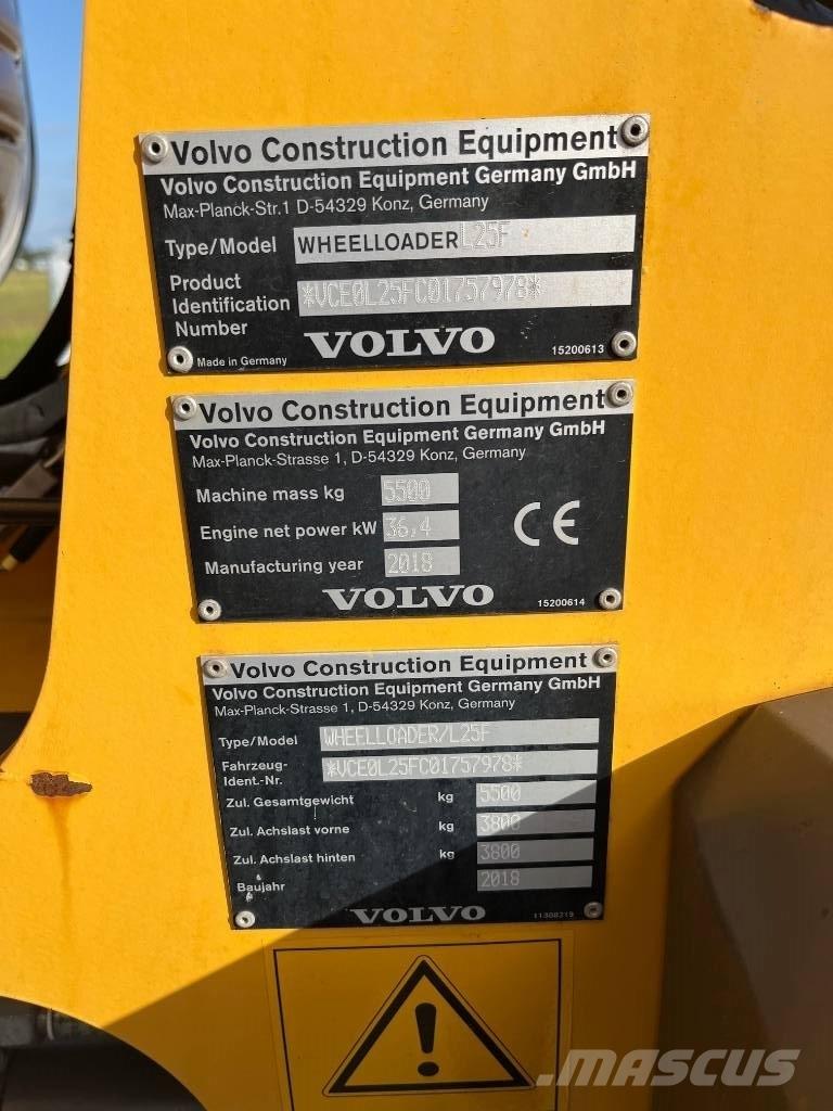 Volvo L 25 F 輪胎式裝載機