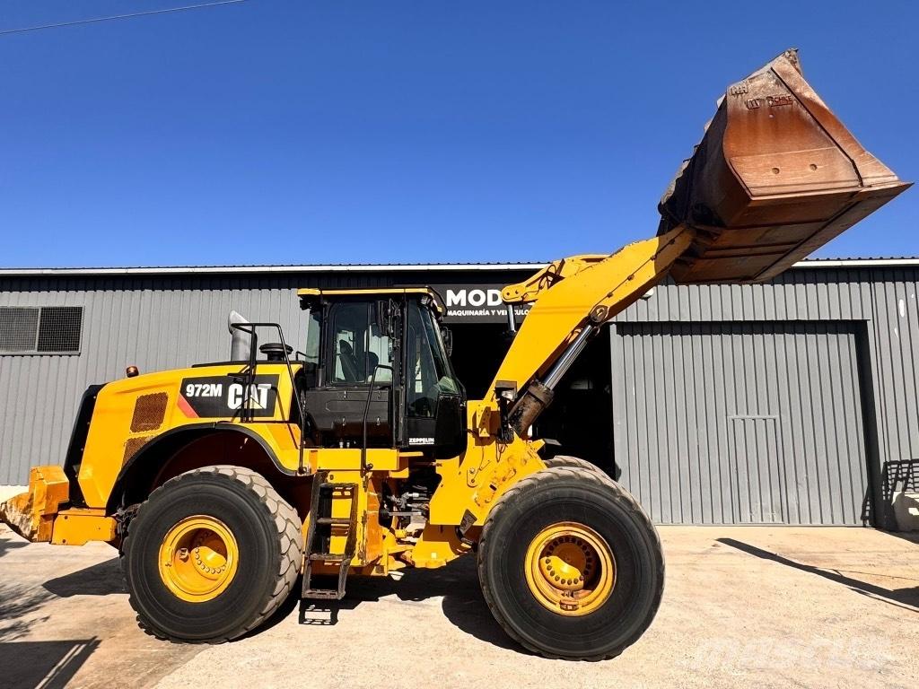 CAT 972 M 輪胎式裝載機