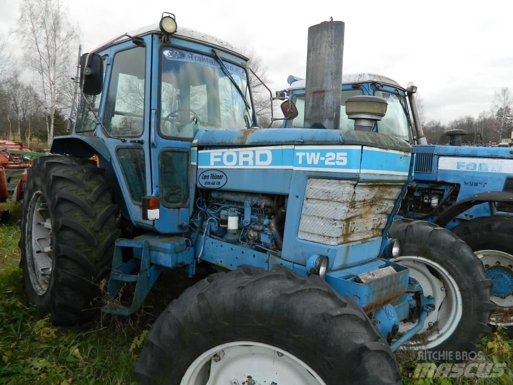 Ford TW 25 曳引機