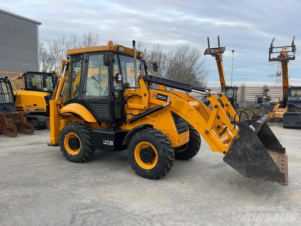 JCB 2 CX 反鏟裝載機