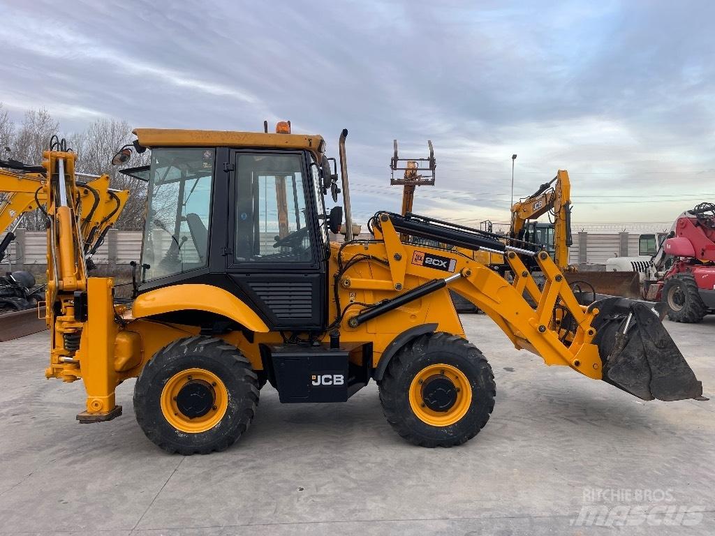 JCB 2 CX 反鏟裝載機