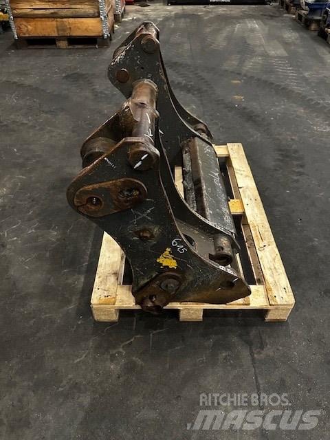 CASE 721 F 快速連結器