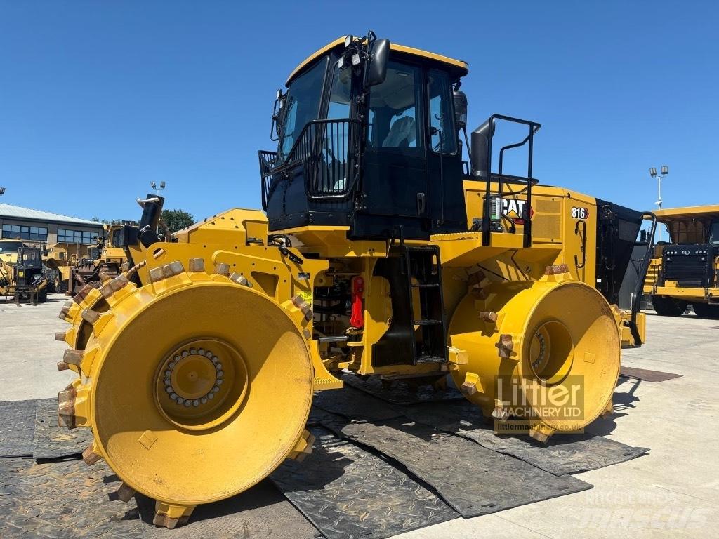 CAT 816 廢棄物壓實機
