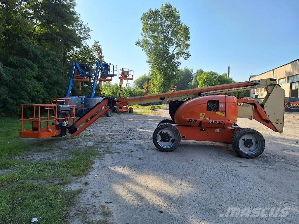 JLG 600AJ 曲臂高空作業車