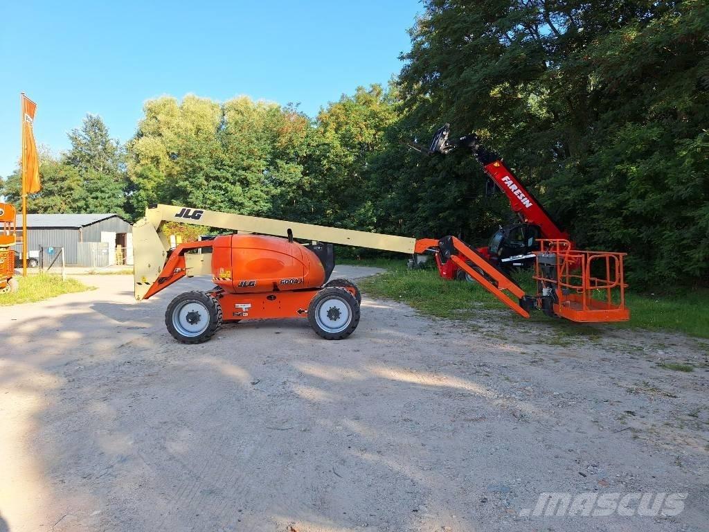 JLG 600AJ 曲臂高空作業車