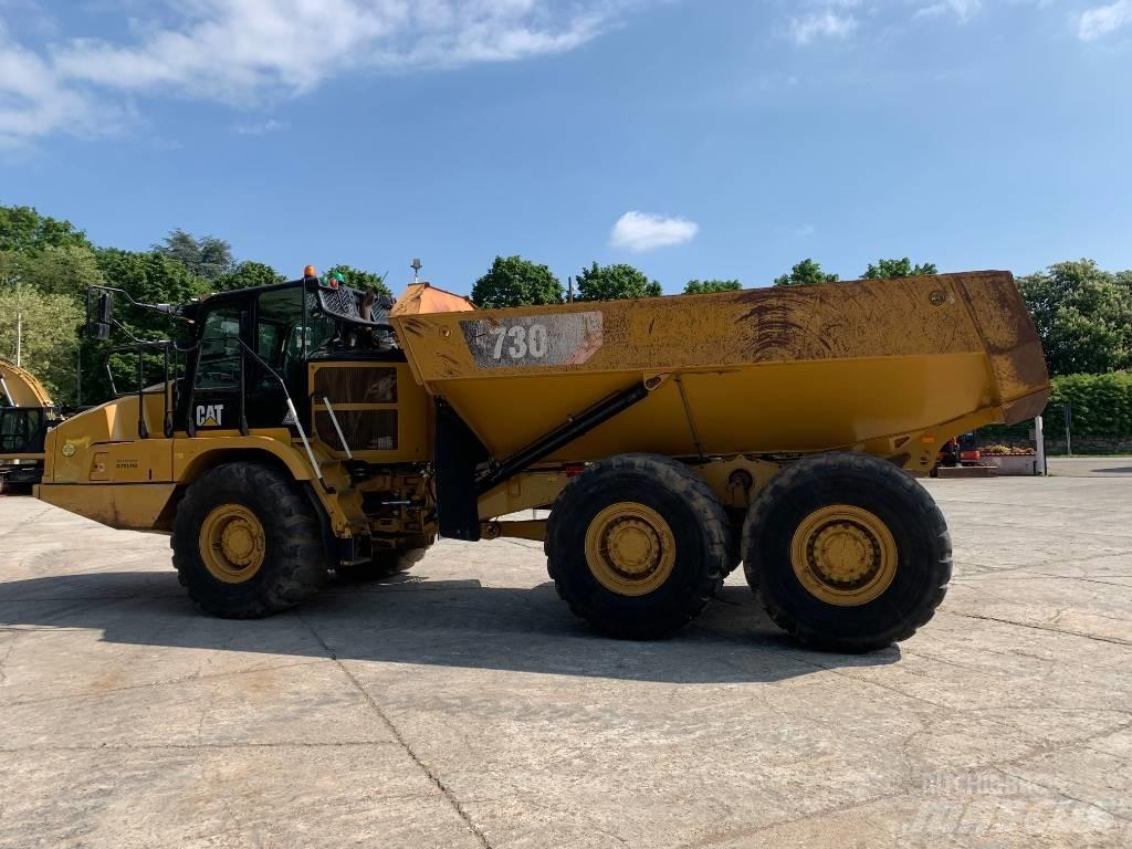 CAT 730 鉸接式起吊車