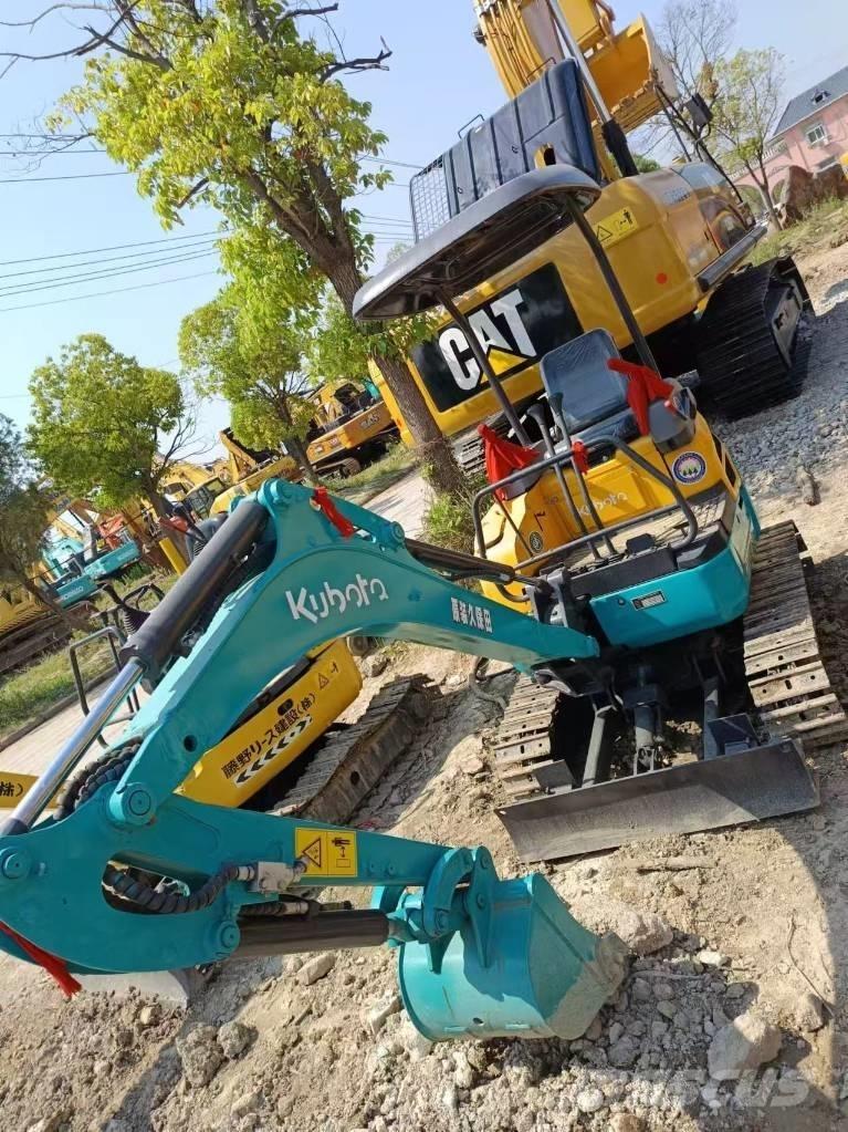 Kubota U 17 小型挖土機/掘鑿機<7t(小型挖掘機)