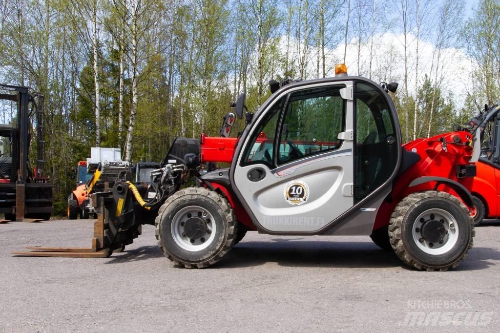 Manitou MT625 伸縮臂操作車