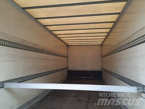DAF LF45.250 貨箱式卡車