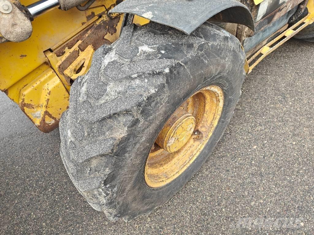 CAT 428 F 反鏟裝載機