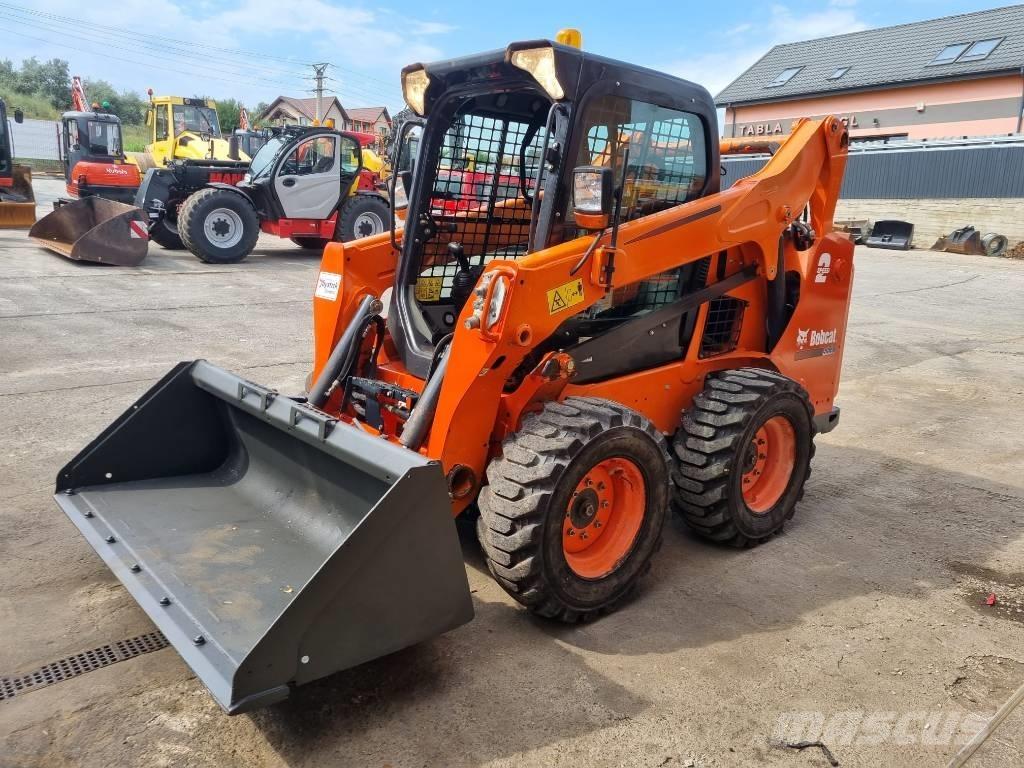 Bobcat S530 滑移轉向裝載機
