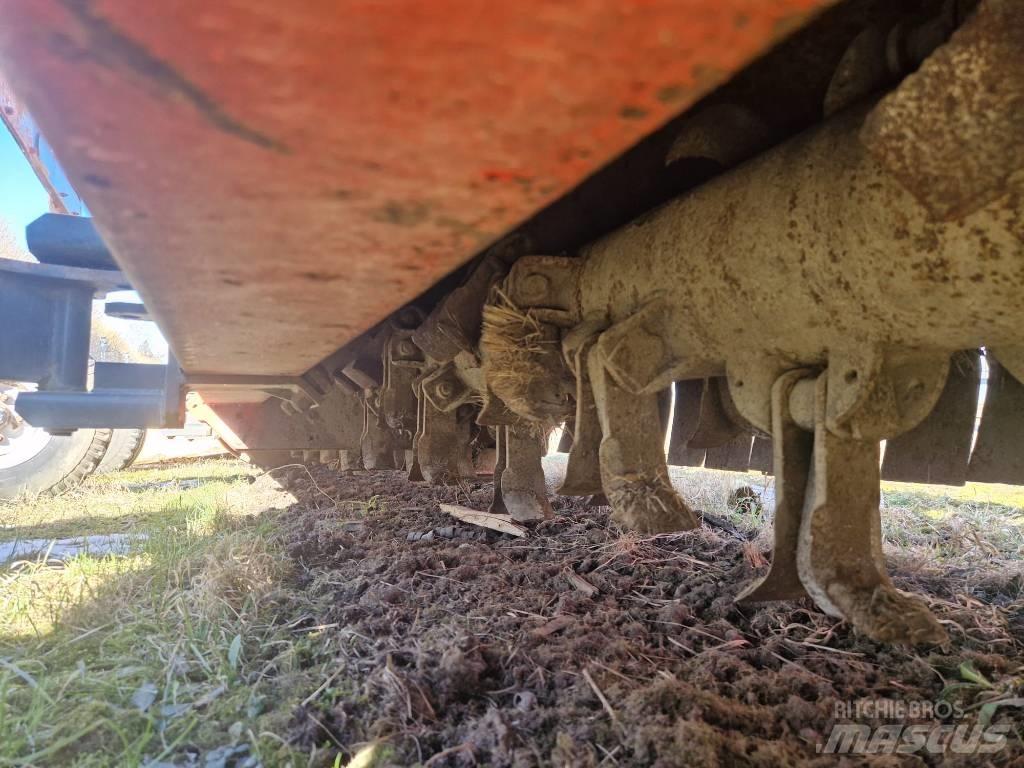 Kuhn RM 480 R 莖葉去葉機