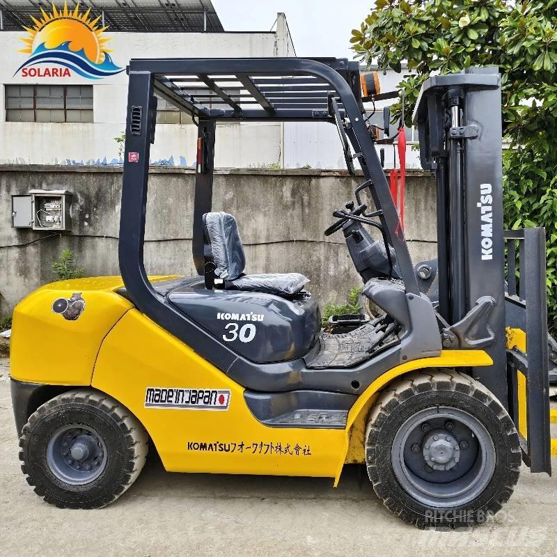 Komatsu 30 柴油卡車