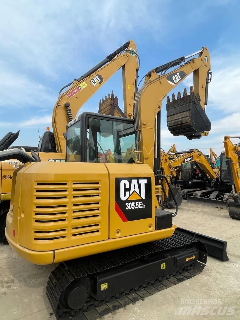 CAT 305.5 小型挖土機/掘鑿機<7t(小型挖掘機)