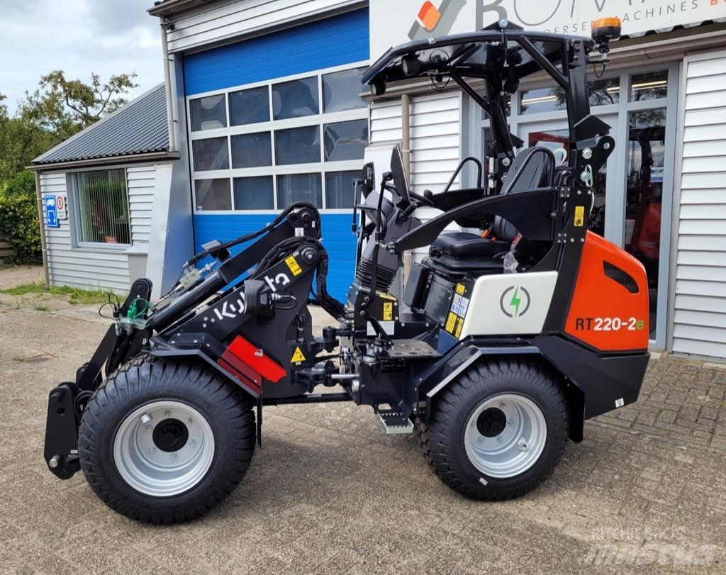 Kubota RT220-2e 小型裝載機