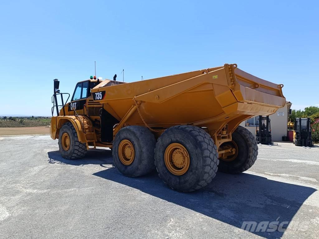 CAT 735 鉸接式起吊車