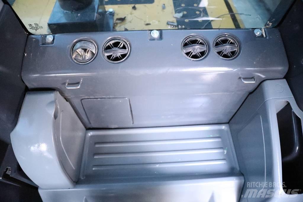 Komatsu PC 210-8 履帶式 挖土機/掘鑿機/挖掘機