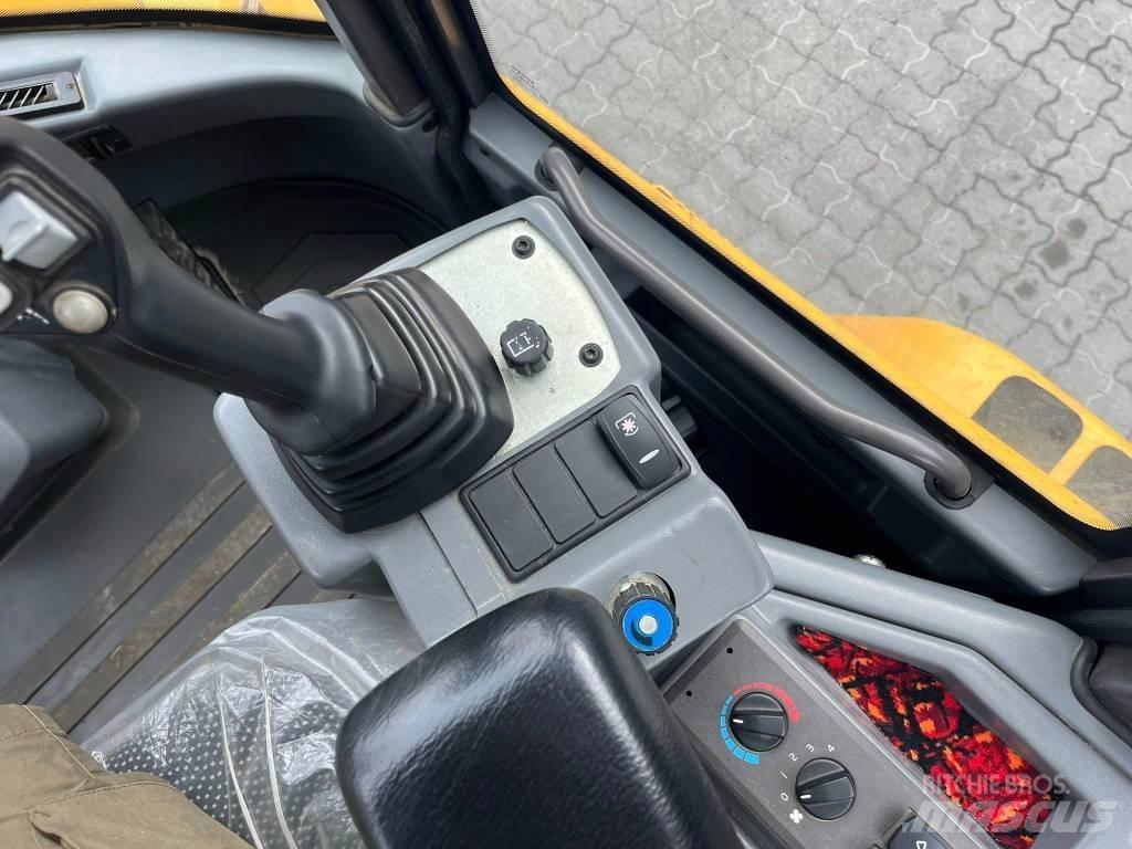 Volvo L 30 G 輪胎式裝載機