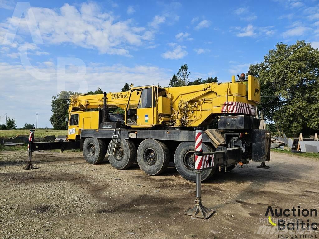 Liebherr LTM 1060 全路面起重機/吊車