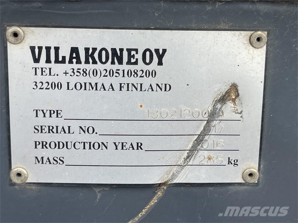  Vilakone Lumikauha 小型牽引機配件
