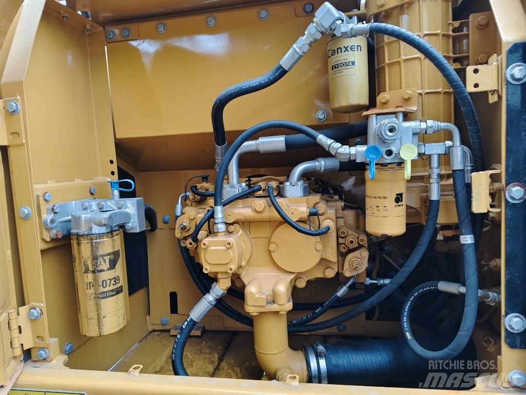 CAT 320 D2 履帶式 挖土機/掘鑿機/挖掘機