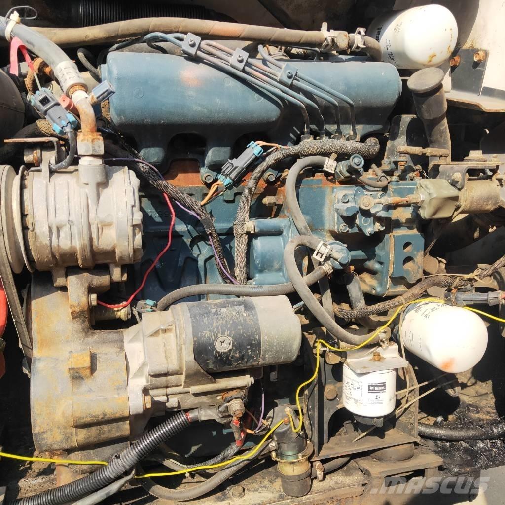 Bobcat S185 滑移轉向裝載機