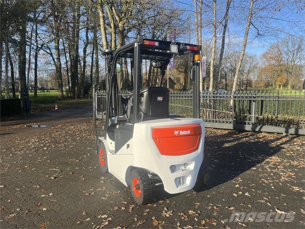 Bobcat B18NS 電動堆高機